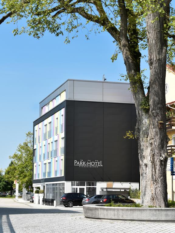 Parkhotel Pfarrkirchen Exteriör bild