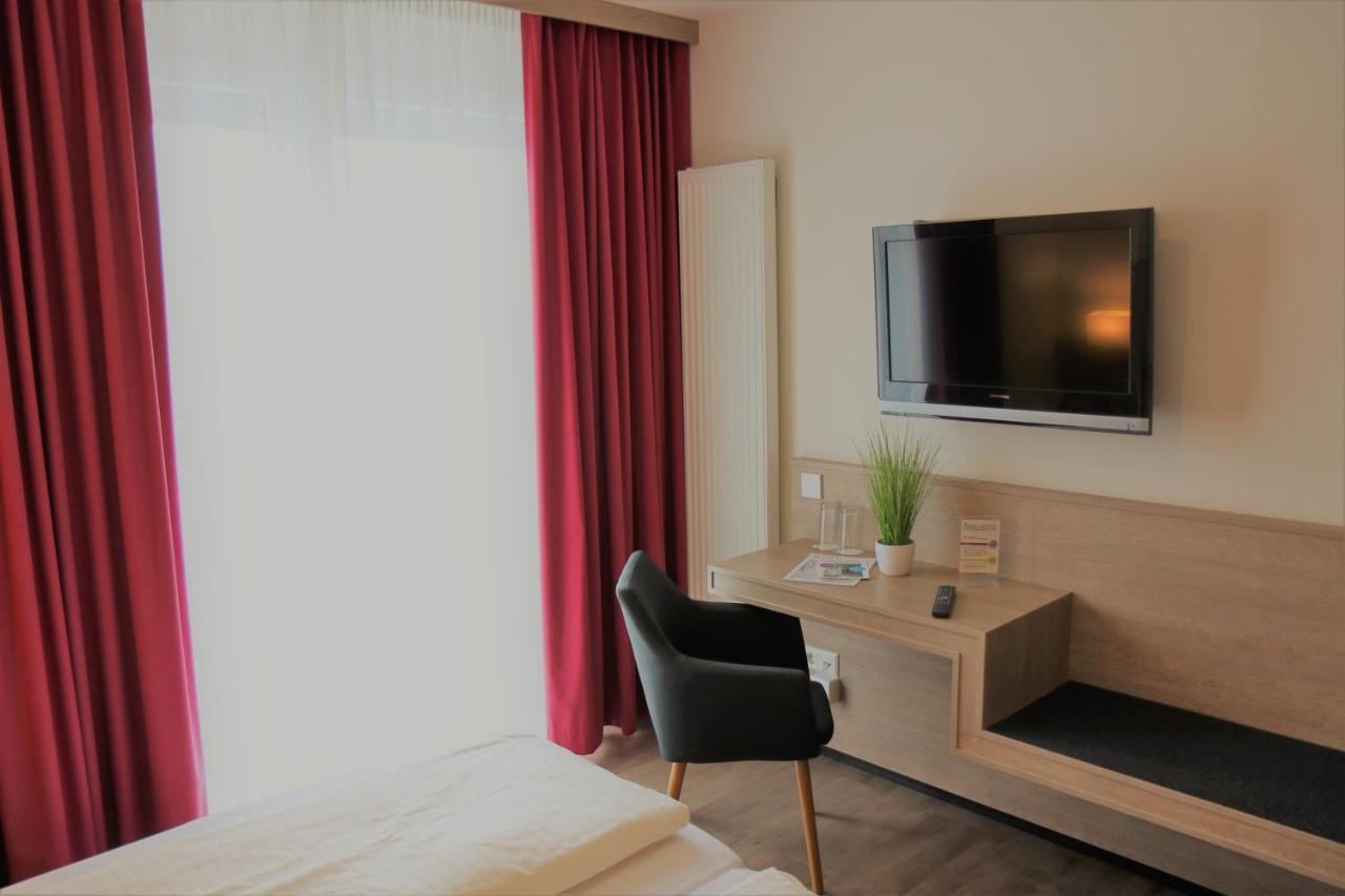 Parkhotel Pfarrkirchen Exteriör bild